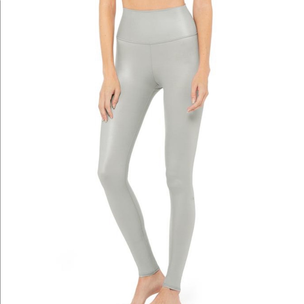 Alo Yoga High-Waist Shine Leggings in Lead Shine